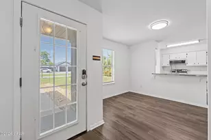 186 Treasure Palm Dr, Panama City Beach, FL 32408 - Photo 6