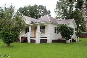 2497 3rd Ave, Alford, FL 32420 - Photo 4