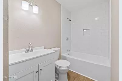 1037 Payne Street, Graceville, FL 32440 - Photo 10