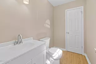 1037 Payne St, Graceville, FL 32440 - Photo 12