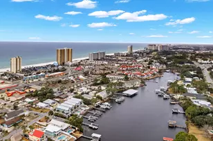 8526 Lydia Ln, Panama City, FL 32408 - Photo 4