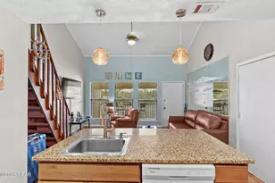 8526 Lydia Ln, Panama City, FL 32408 - Photo 14