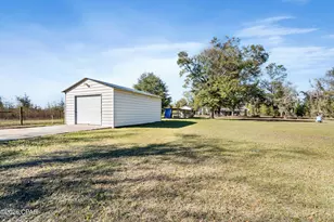 7020 SW Capt Lynn Rd, Kinard, FL 32449 - Photo 50