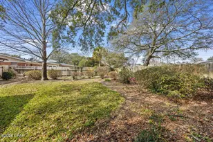 729 Crestwood St, Mary Esther, FL 32569 - Photo 22