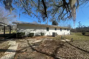 7293 Hwy 90, Grand Ridge, FL 32442 - Photo 36
