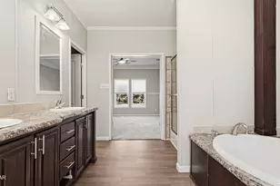 4023 Sylvania Plantation Rd, Greenwood, FL 32443 - Photo 16