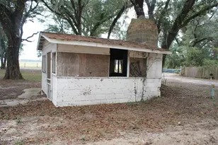 5728 Snow Hill Rd, Malone, FL 32445 - Photo 4