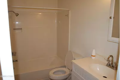 5728 Snowhill Road, Malone, FL 32445 - Photo 18