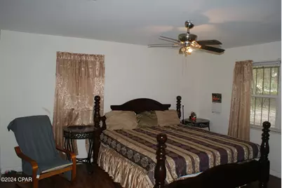 5728 Snowhill Road, Malone, FL 32445 - Photo 10