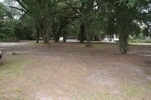 5728 Snow Hill Rd, Malone, FL 32445 - Photo 10