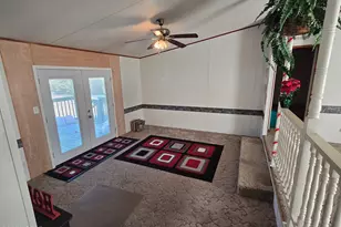 8816 Lory Ln, Youngstown, FL 32466 - Photo 10