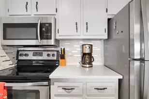 6903 N Lagoon Dr, Panama City, FL 32408 - Photo 18