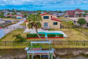 4520 Misty Ln, Lynn Haven, FL 32444 - Photo 2