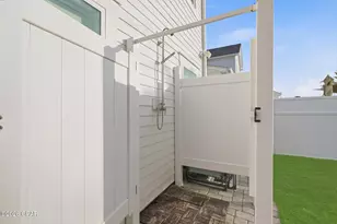 725 Landing Cir, Panama City Beach, FL 32413 - Photo 24