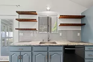 421 Oleander Cir, Panama City Beach, FL 32413 - Photo 4