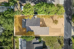 421 Oleander Cir, Panama City Beach, FL 32413 - Photo 16