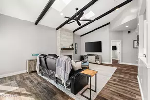 374 Wahoo Rd, Panama City, FL 32408 - Photo 10