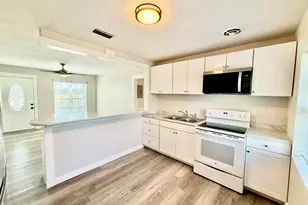 1305 Flower Dr, Panama City, FL 32401 - Photo 8