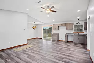 20496 NE Lambert Ave, Blountstown, FL 32424 - Photo 6