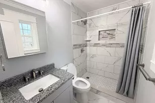 2112 Inwood Rd, Grand Ridge, FL 32442 - Photo 18