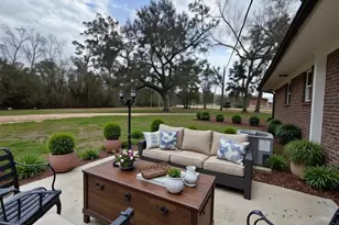 2112 Inwood Rd, Grand Ridge, FL 32442 - Photo 24