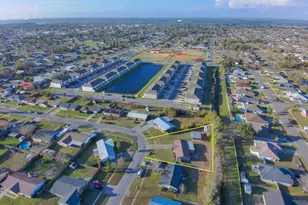 710 E Pine Forest Dr, Lynn Haven, FL 32444 - Photo 4