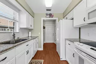 603 Windy Ln, Panama City, FL 32405 - Photo 10