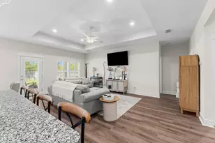 102 Drews Ln, Panama City, FL 32405 - Photo 6