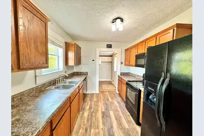 102 N Church Avenue, Panama City, FL 32401 - Photo 6