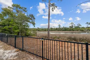 82 Alegro Dr, Southport, FL 32409 - Photo 2