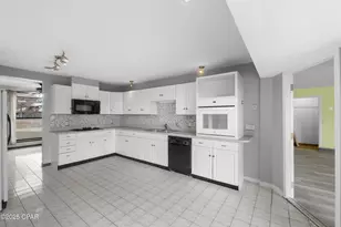 3940 Deerpoint Lake Dr, Panama City, FL 32409 - Photo 10