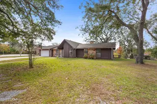 3940 Deerpoint Lake Dr, Panama City, FL 32409 - Photo 32