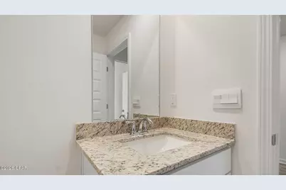 2103 Babcock Street, Chipley, FL 32428 - Photo 28