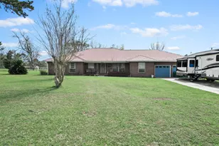 4671 Shankle Dr, Marianna, FL 32446 - Photo 4