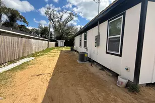 144-146 N Claire Ave, Panama City, FL 32401 - Photo 6