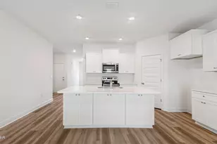 582 Hancock Wy, Panama City Beach, FL 32413 - Photo 2