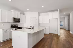 597 Hancock Wy, Panama City Beach, FL 32413 - Photo 6