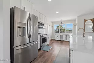 2205 E 12th St, Lynn Haven, FL 32444 - Photo 10