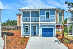 2703 Lagoon Manor Dr, Panama City, FL 32408 - Photo 1