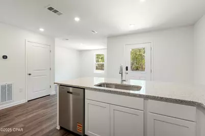 4115 Pinehurst Avenue, Chipley, FL 32428 - Photo 6