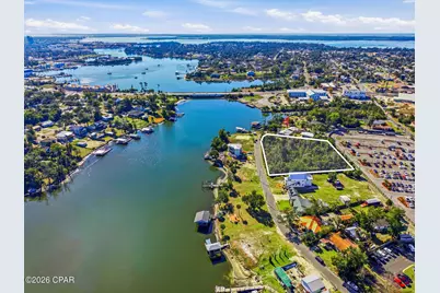 [Address not provided], Panama City, FL 32401 - Photo 2