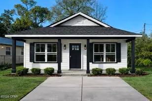815 E 12th Ct, Panama City, FL 32401 - Photo 1