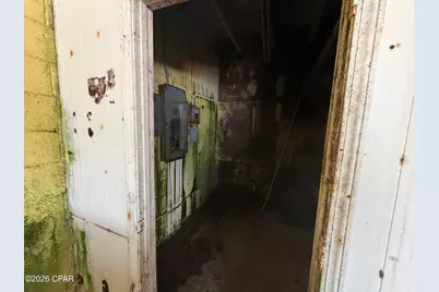 2124 Porter Avenue, Grand Ridge, FL 32442 - Photo 6