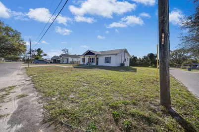 631 Maine Avenue, Panama City, FL 32405 - Photo 1