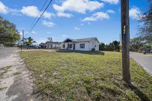 631 Maine Ave, Panama City, FL 32405 - Photo 1