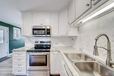 3105 W 21st Court, Panama City, FL 32405 - Photo 10