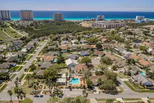 104 Sandalwood Ln, Panama City Beach, FL 32413 - Photo 38