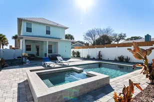 213 Sands St, Panama City Beach, FL 32413 - Photo 2