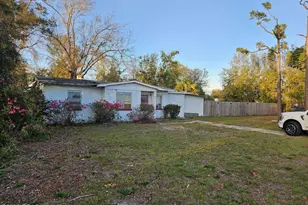 1402 W 12th St, Panama City, FL 32401 - Photo 1