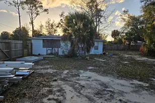 1402 W 12th St, Panama City, FL 32401 - Photo 4